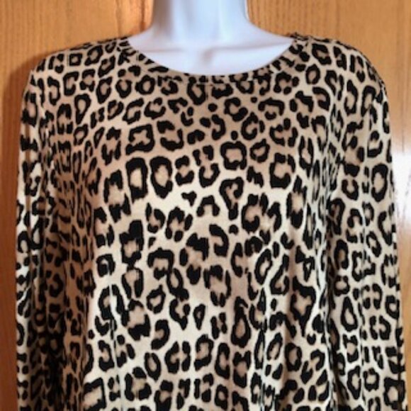 NWOT Chico's Leopard Cheetah Animal Print Top Long Sleeve Stretch 12-14 Large - Picture 2 of 7